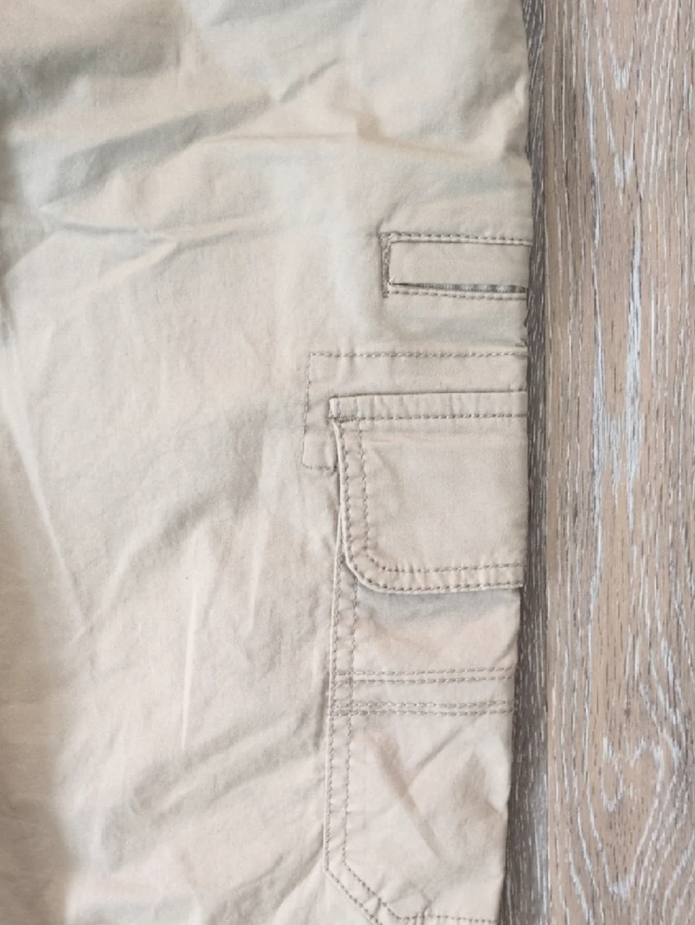 Men's Iron Co. Casual Cargo Shorts in Khaki - Lightweight Everyday Wear - Picture 4 of 7